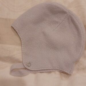 Bonpoint Baby Bonnet, 100% Cahsmere Hat, NWT, Light Grey